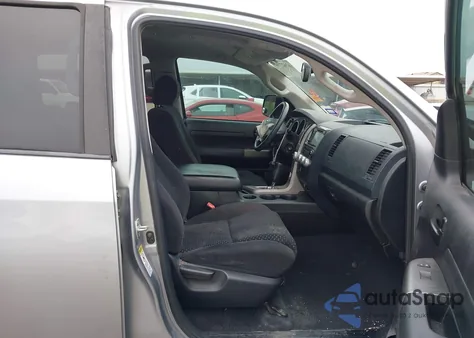 2013 Toyota Tundra Grade 5.7L V8 z USA, uszkodzony, nr VIN 5TFEY5F11DX137716